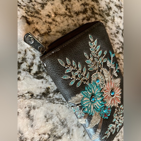 Wildwear Wallet - Picture 2 of 2